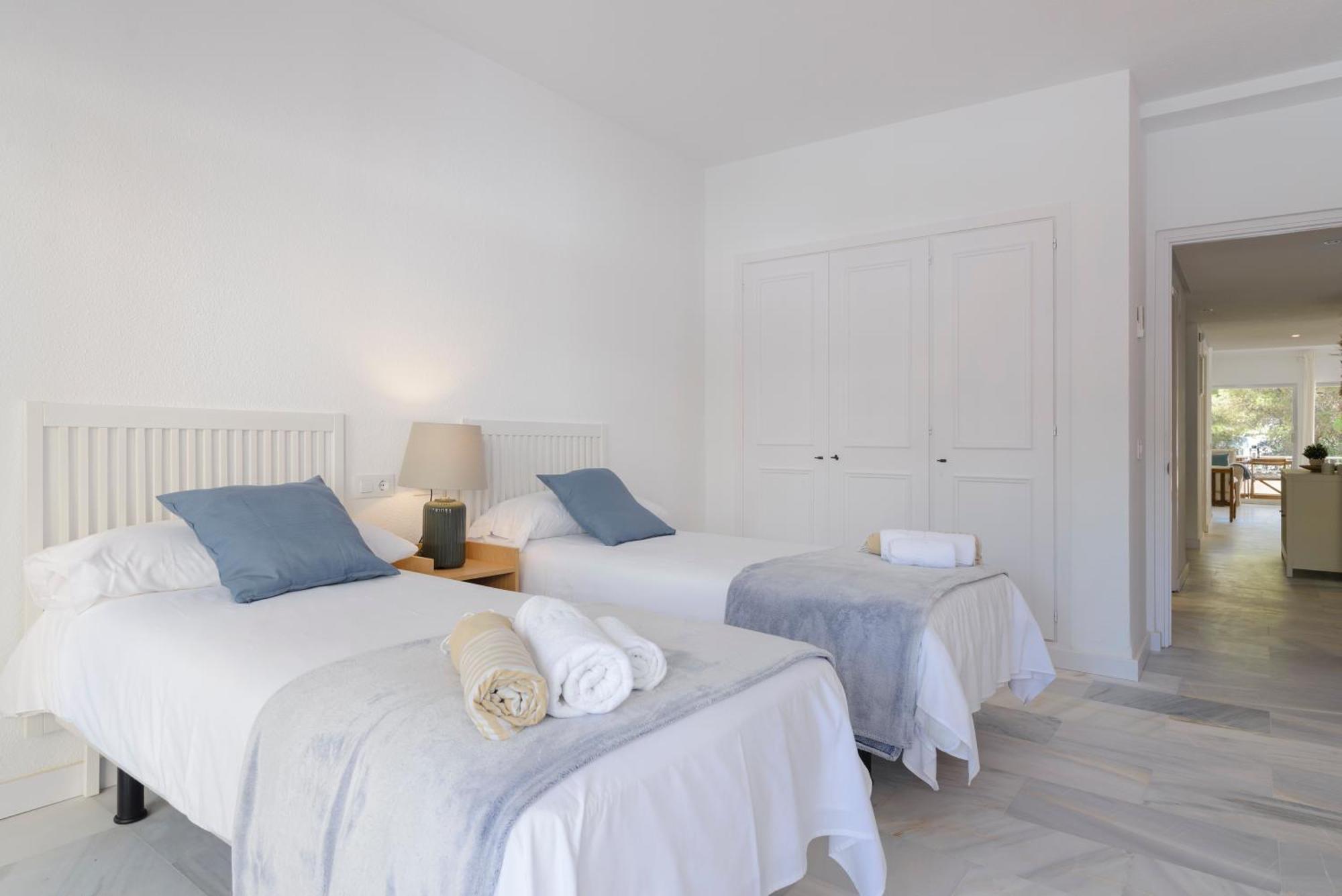 Jardines Del Mar Apartments Marbella Ngoại thất bức ảnh