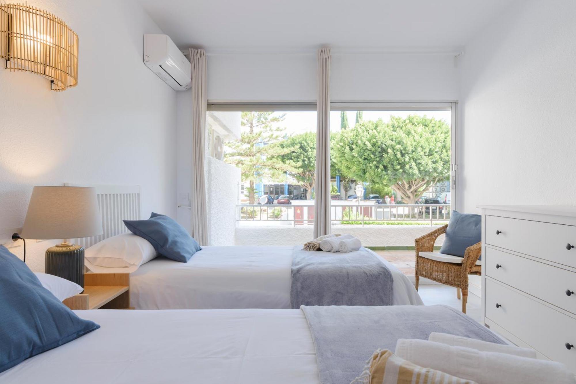 Jardines Del Mar Apartments Marbella Ngoại thất bức ảnh
